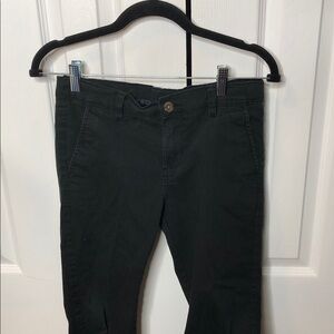 Izod Boy’s Black Chinos, size 10 Husky